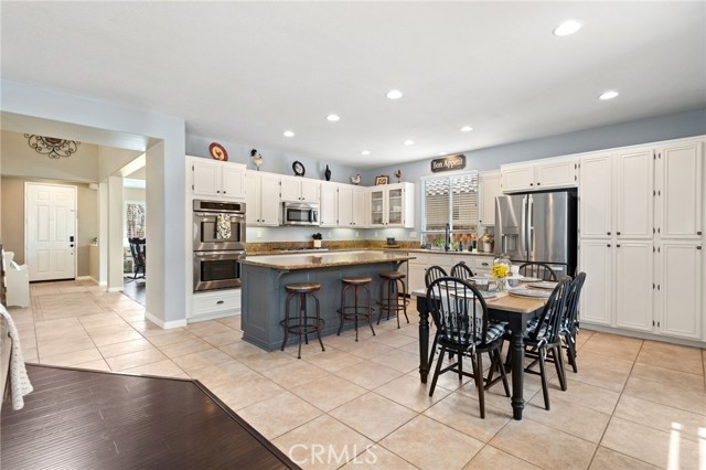 Detail Gallery Image 16 of 57 For 32269 Daisy Dr, Winchester,  CA 92596 - 5 Beds | 3 Baths