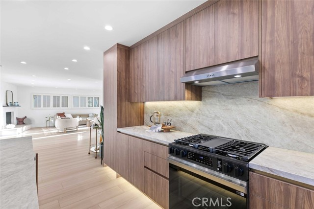 Detail Gallery Image 26 of 65 For 8372 Outland View Dr, Sun Valley,  CA 91352 - 3 Beds | 2/1 Baths