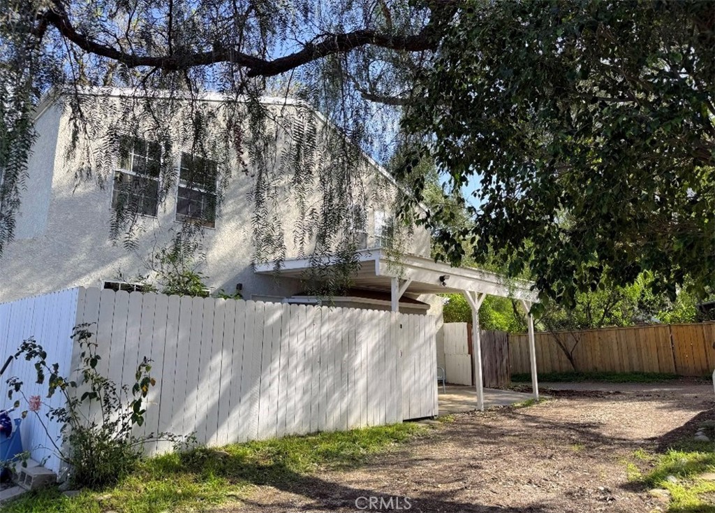 6143 Wisteria Street