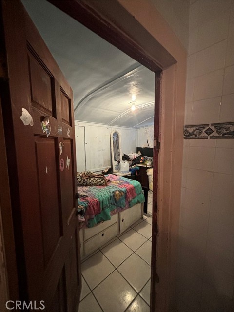 Detail Gallery Image 10 of 16 For 223 E 28th Street, Los Angeles,  CA 90011 - 2 Beds | 1 Baths
