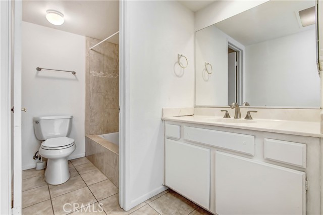 Detail Gallery Image 23 of 25 For 20940 Judah Ln #17,  Newhall,  CA 91321 - 3 Beds | 2 Baths