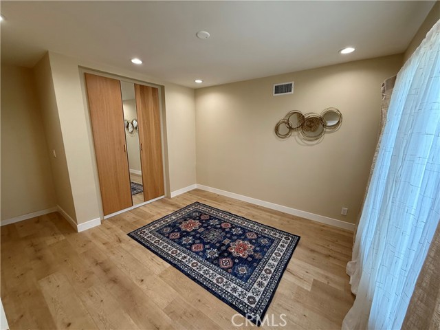 Detail Gallery Image 7 of 15 For 17606 Orna Dr, Granada Hills,  CA 91344 - 1 Beds | 1 Baths