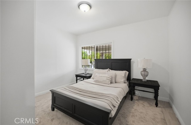 Detail Gallery Image 24 of 44 For 1345 W 51st Pl, Los Angeles,  CA 90037 - 6 Beds | 3 Baths