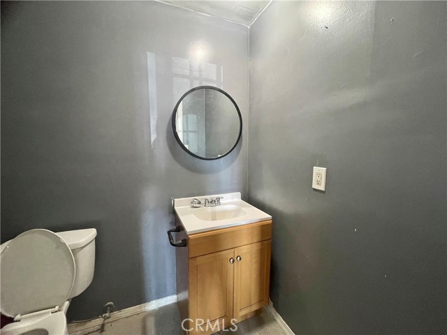 Detail Gallery Image 16 of 20 For 22201 Ibex Avenue, Hawaiian Gardens,  CA 90716 - 3 Beds | 2 Baths