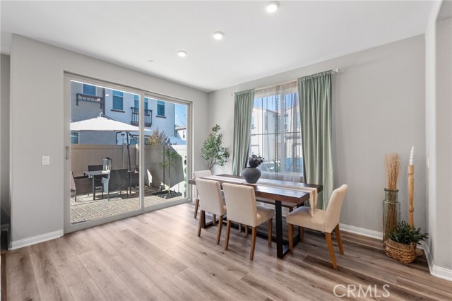 Detail Gallery Image 11 of 51 For 1704 Laurelwood, Oceanside,  CA 92056 - 3 Beds | 2/1 Baths