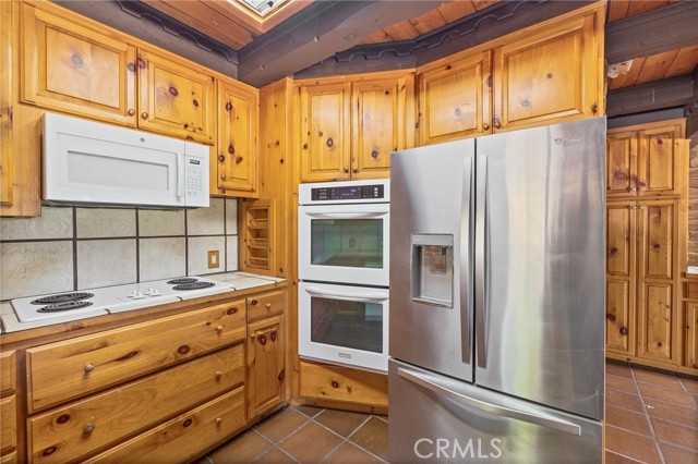 Detail Gallery Image 22 of 65 For 3981 Snow Creek Rd, Mariposa,  CA 95338 - 3 Beds | 2 Baths
