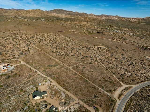 Detail Gallery Image 14 of 45 For 51856 Trails End Rd, Pioneertown,  CA 92268 - – Beds | – Baths