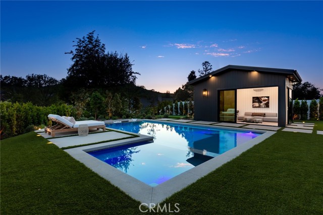 4601 Vista De Oro Avenue, Woodland Hills CA: https://media.crmls.org/medias/0c7a89a6-f774-4f05-afe3-2ea3b23f261e.jpg