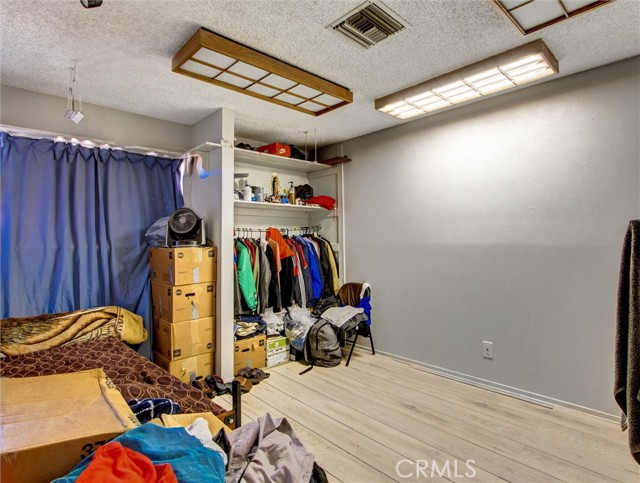 10552 Royal Oak Way, Stanton CA: https://media.crmls.org/medias/0c7b03f6-1337-4d5d-b540-abedceaddc9c.jpg