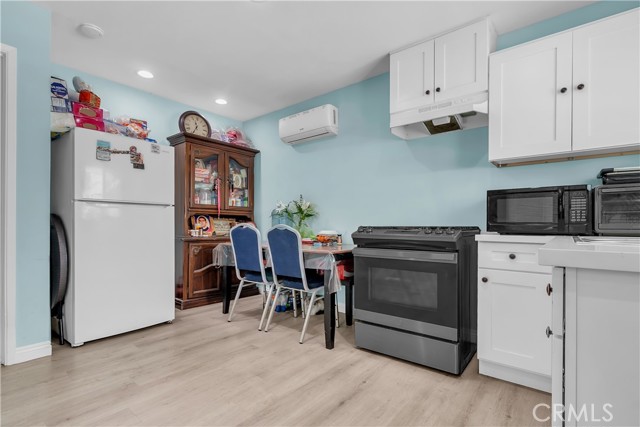 3738 A Ahern Drive, Baldwin Park CA: https://media.crmls.org/medias/0c7b5a96-cc86-410f-a3f0-11b6dc10a341.jpg