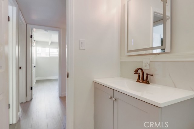 Detail Gallery Image 15 of 19 For 10931 Groveside Ave, Whittier,  CA 90603 - 4 Beds | 2 Baths