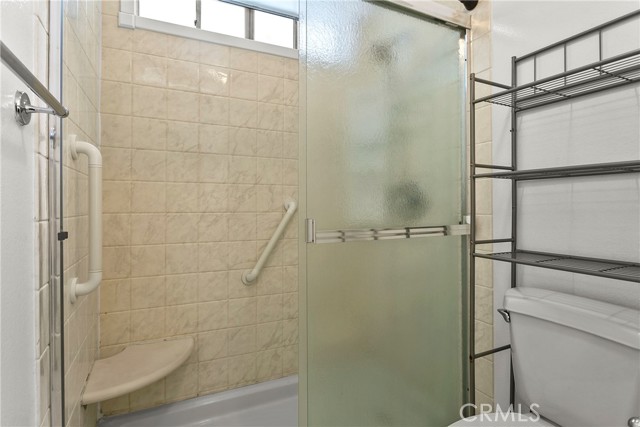 Detail Gallery Image 10 of 17 For 97 Abbeywood Ln, Aliso Viejo,  CA 92656 - 3 Beds | 1/1 Baths