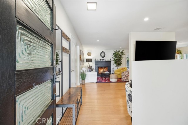 Detail Gallery Image 3 of 38 For 16434 Halsey St, Granada Hills,  CA 91344 - 4 Beds | 3 Baths