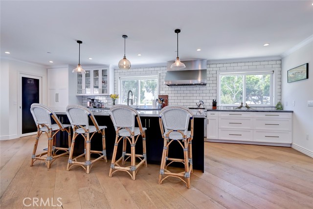 2615 Valley Drive, Manhattan Beach, California 90266, 5 Bedrooms Bedrooms, ,4 BathroomsBathrooms,Residential,Sold,Valley,SB22170134