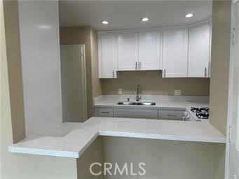 Detail Gallery Image 2 of 14 For 219 E Maple St #9,  Glendale,  CA 91205 - 2 Beds | 2 Baths