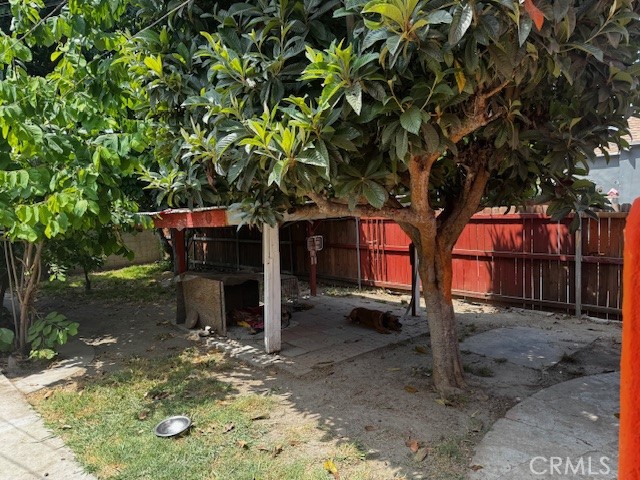 Detail Gallery Image 13 of 14 For 5951 S Van Ness Ave, Los Angeles,  CA 90047 - 2 Beds | 1 Baths