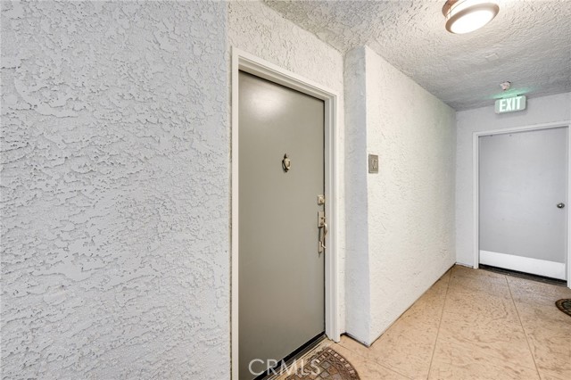 Detail Gallery Image 3 of 26 For 4401 Sepulveda Bld #107,  Sherman Oaks,  CA 91403 - 2 Beds | 2 Baths