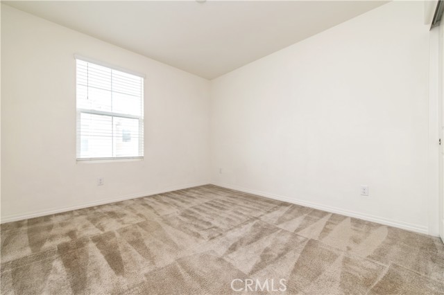 Detail Gallery Image 14 of 27 For 5901 Oatfield Ave, Corona,  CA 92880 - 3 Beds | 2/1 Baths