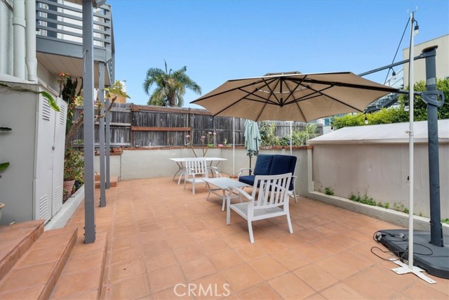 606 Loma Dr, Hermosa Beach, California 90254, ,Residential Income,Sold,Loma Dr,SB24147619