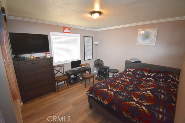 Detail Gallery Image 9 of 16 For 14247 Mission St, Oak Hills,  CA 92344 - 3 Beds | 2 Baths