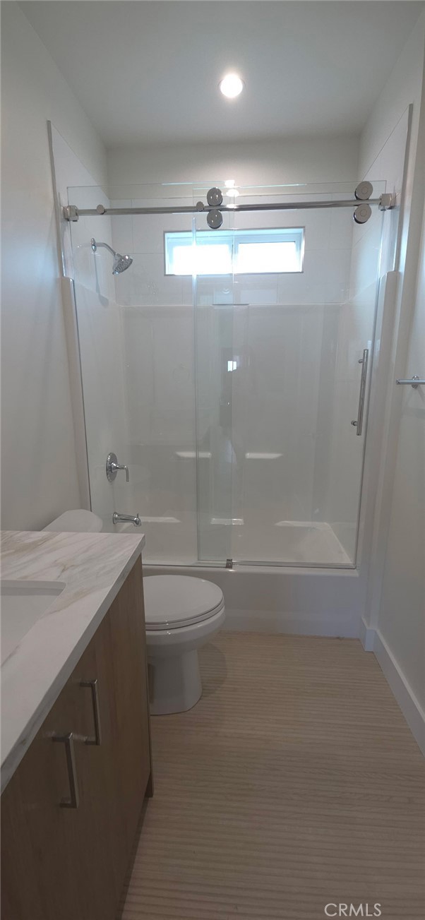 Detail Gallery Image 13 of 16 For 8805 1/2 Delco Ave, Winnetka,  CA 91306 - 2 Beds | 1 Baths