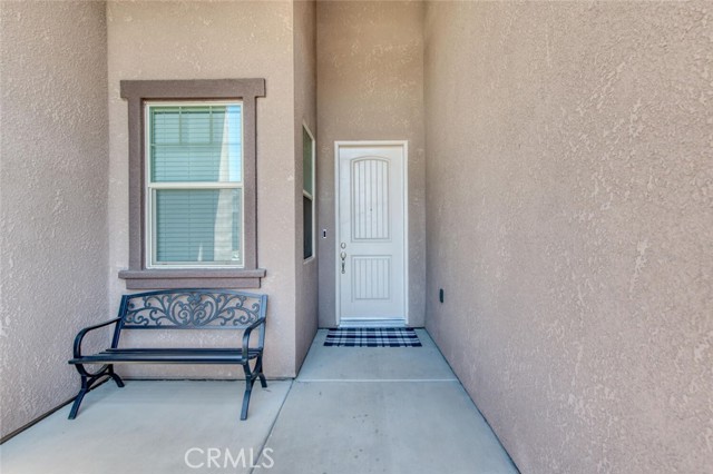 Detail Gallery Image 2 of 35 For 715 Alpine Way, Madera,  CA 93636 - 4 Beds | 2 Baths