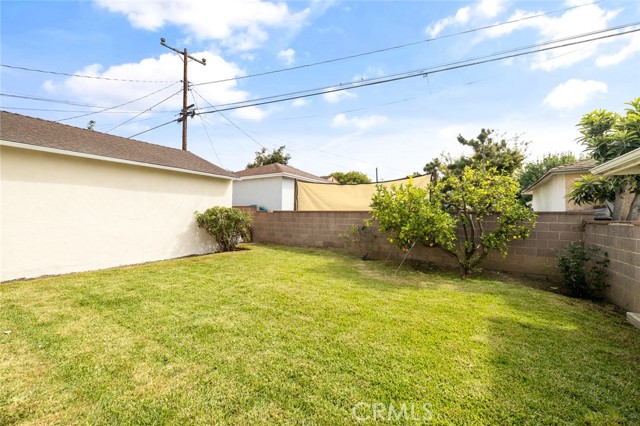 2058 Vancouver Avenue, Monterey Park CA: https://media.crmls.org/medias/0c853b1f-08b8-4ca0-8210-8bc36e3497d6.jpg