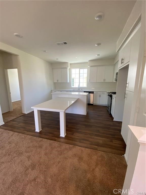 Detail Gallery Image 4 of 8 For 7363 Solstice Pl, Rancho Cucamonga,  CA 91739 - 3 Beds | 3 Baths