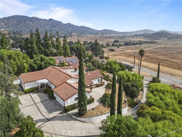 Detail Gallery Image 24 of 38 For 23910 Jensen Dr, West Hills,  CA 91304 - 4 Beds | 3/1 Baths