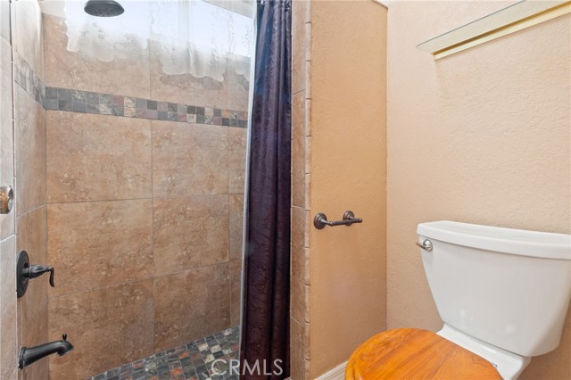 Detail Gallery Image 25 of 58 For 2107 Pine Crest Dr, Corona,  CA 92882 - 4 Beds | 2/1 Baths