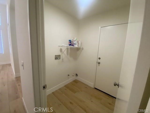 4995 St Albert Drive, Fontana CA: https://media.crmls.org/medias/0c86257e-13ff-427d-988b-cb82177857bd.jpg