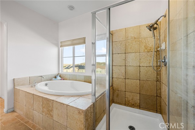 2123 Coconut Place, Palmdale CA: https://media.crmls.org/medias/0c86e451-4b7a-472b-a0cd-1df9b0b02a70.jpg