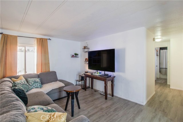 Detail Gallery Image 8 of 25 For 10701 Cedar #13,  Bloomington,  CA 92316 - 3 Beds | 2 Baths