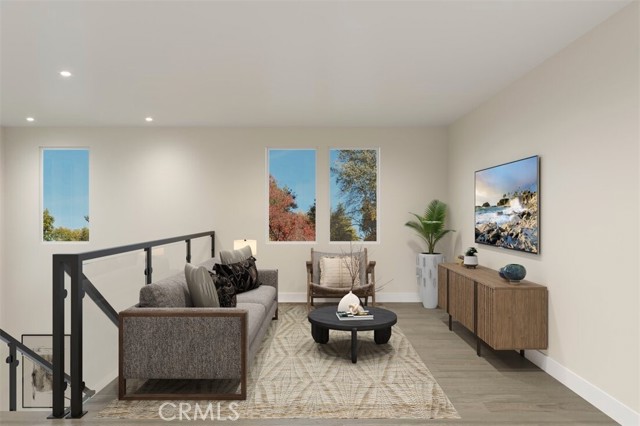 Detail Gallery Image 6 of 9 For 2073 E Pearl St, Encinitas,  CA 92024 - 5 Beds | 5/1 Baths