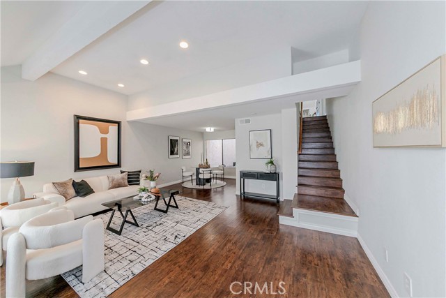 9724 Walker Court, Cypress CA: https://media.crmls.org/medias/0c880bc0-2d4d-40b9-adb9-7c5d5d3f8444.jpg