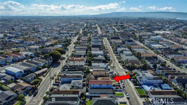 1606 Steinhart Avenue, Redondo Beach, California 90278, 3 Bedrooms Bedrooms, ,1 BathroomBathrooms,Residential,For Sale,Steinhart,BB25027530