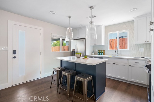 112 W Norwood Place, San Gabriel CA: https://media.crmls.org/medias/0c88f047-1927-4135-80f6-259c8c69c3b7.jpg