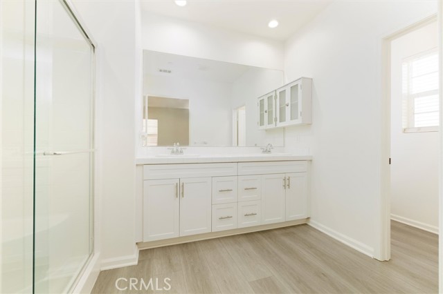 Detail Gallery Image 14 of 33 For 21773 Propello Dr, Saugus,  CA 91350 - 4 Beds | 3 Baths