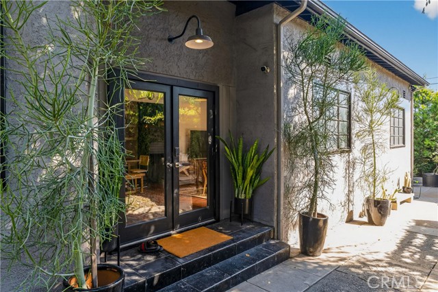 Detail Gallery Image 11 of 45 For 654 S Soto St, Los Angeles,  CA 90023 - 4 Beds | 4 Baths