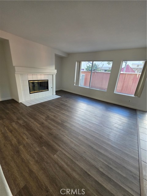 Image 9 of 35 For 31939 Monique