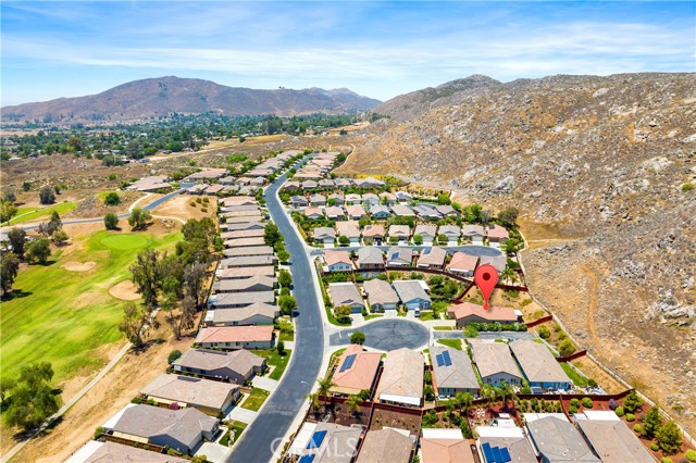 197 Inkster Way, Hemet CA: https://media.crmls.org/medias/0c8c1525-85ad-4443-8be5-ba72093ec26c.jpg