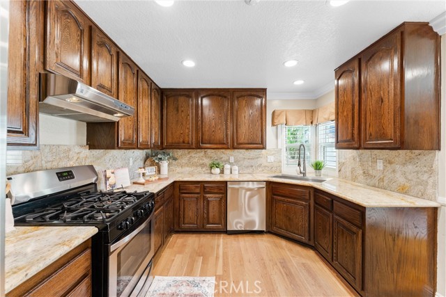 Image 13 of 36 For 25 Westbrook Lane