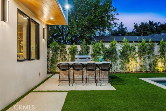 Detail Gallery Image 28 of 36 For 16252 Addison St, Encino,  CA 91436 - 7 Beds | 7/1 Baths