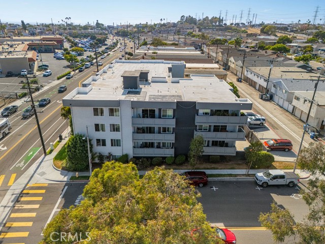 Detail Gallery Image 33 of 36 For 1321 Beryl St #101,  Redondo Beach,  CA 90277 - 3 Beds | 2/1 Baths