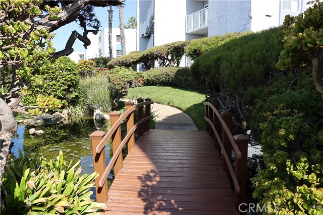 610 The Village, Redondo Beach, California 90277, 1 Bedroom Bedrooms, ,1 BathroomBathrooms,Residential,Sold,The Village,SB23151677