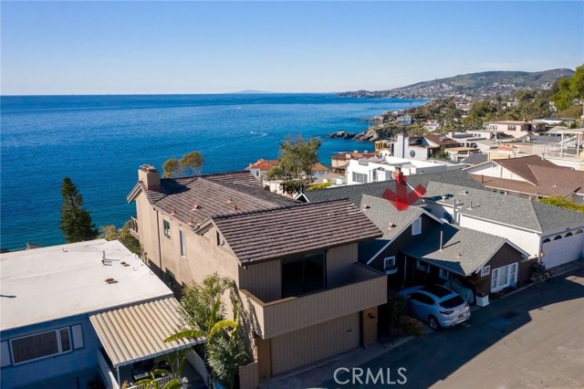 Detail Gallery Image 4 of 38 For 162 Sunset Terrace, Laguna Beach,  CA 92651 - 4 Beds | 2 Baths