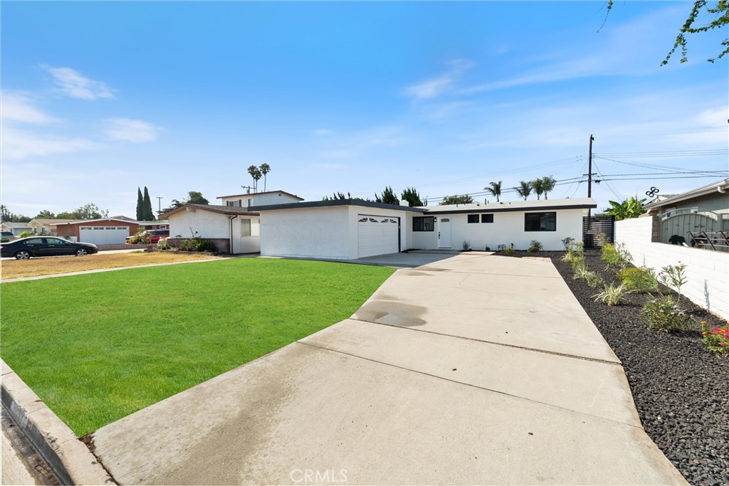 8852 Blossom Avenue