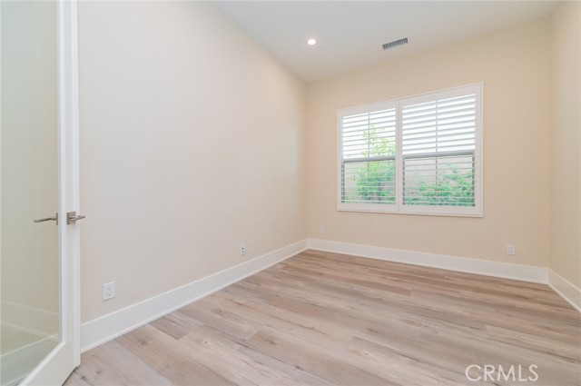 Detail Gallery Image 9 of 56 For 58 Longchamp, Irvine,  CA 92602 - 4 Beds | 4/1 Baths