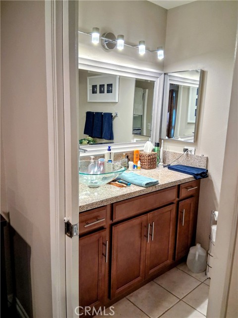 Detail Gallery Image 16 of 23 For 11235 Village 11, Camarillo,  CA 93012 - 3 Beds | 2 Baths