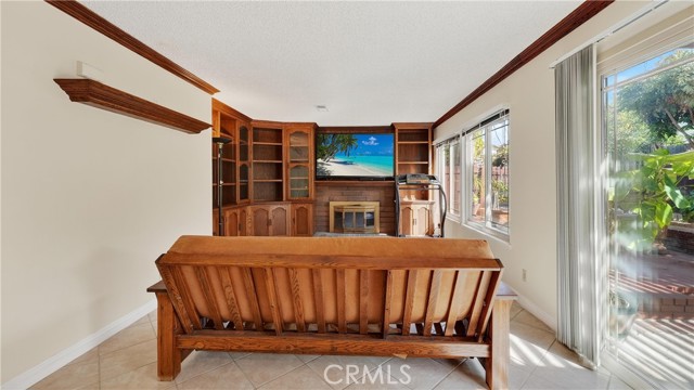 Detail Gallery Image 19 of 56 For 14272 Saarinen Ct, Irvine,  CA 92606 - 4 Beds | 2/1 Baths